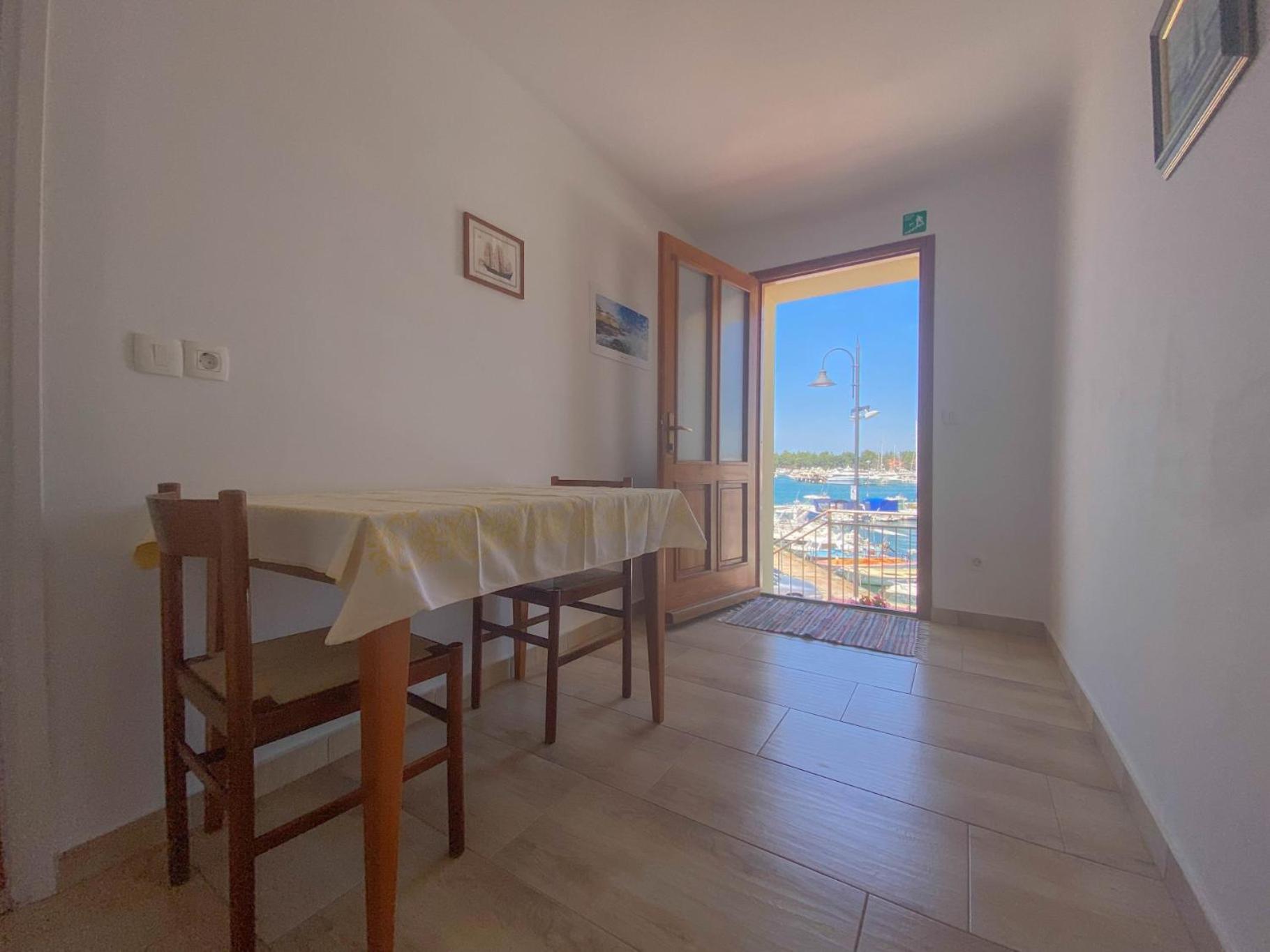 Demark 1 Apartman *