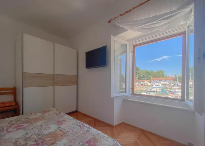 Demark Room 1